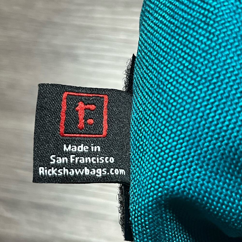 Rickshaw Colored by PANTONE Zero Messenger Bag Made in USA San Francisco EUC - Picture 9 of 15